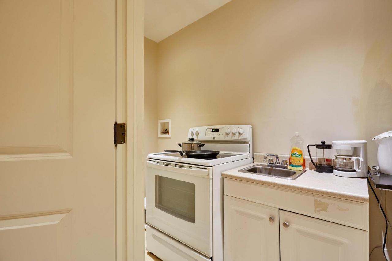 Elegant Apartment With Sauna Toronto Eksteriør bilde